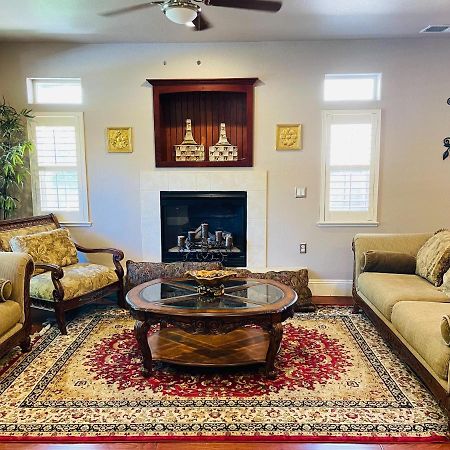 Beautiful Room In Fair Oaks Extérieur photo