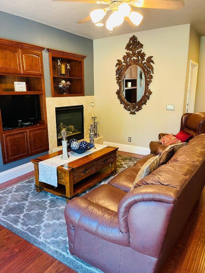 Beautiful Room In Fair Oaks Extérieur photo